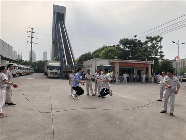 跳绳.jpg